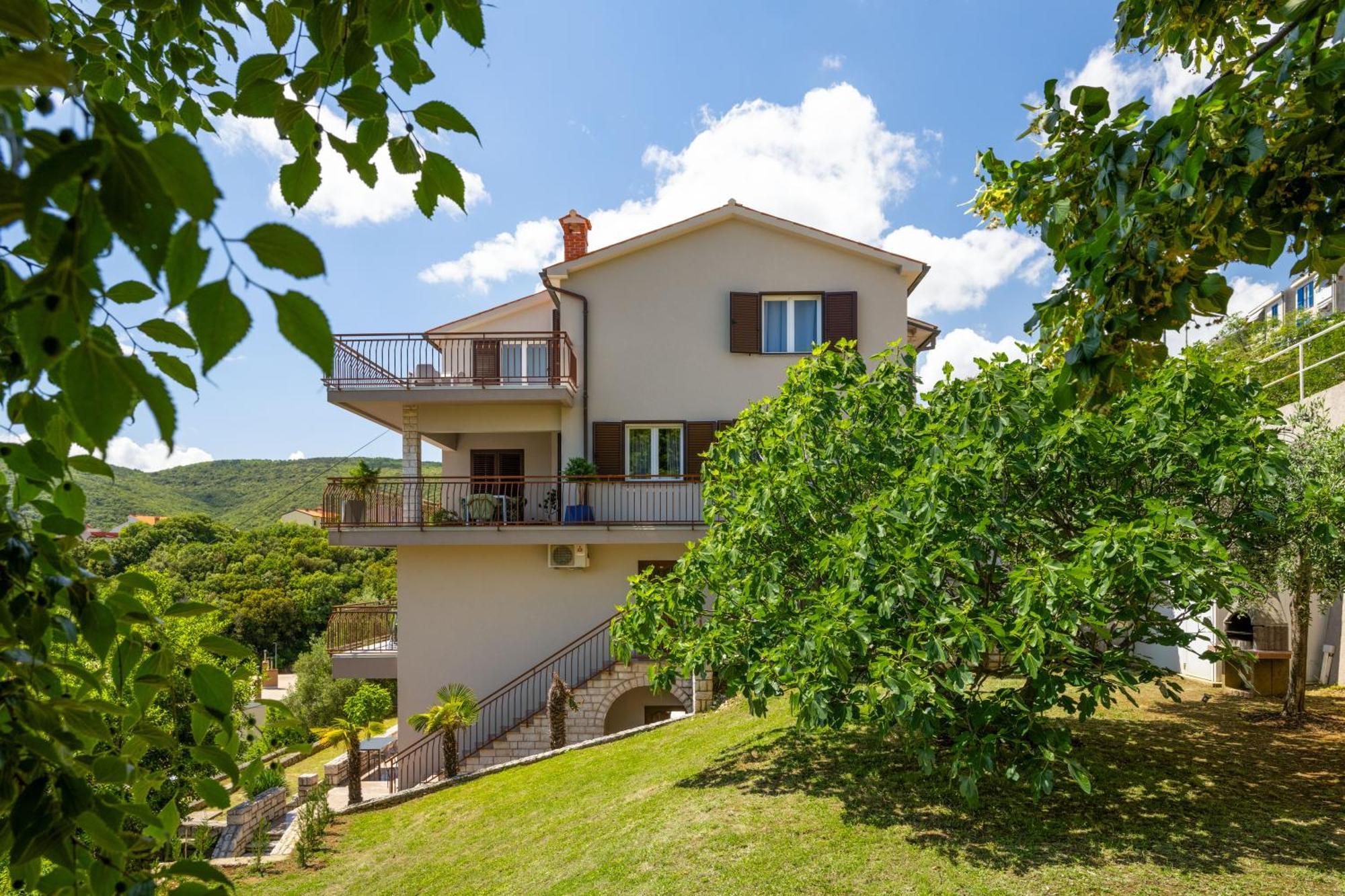 Apartment Zulijani Helis B4 Rabac Exteriér fotografie